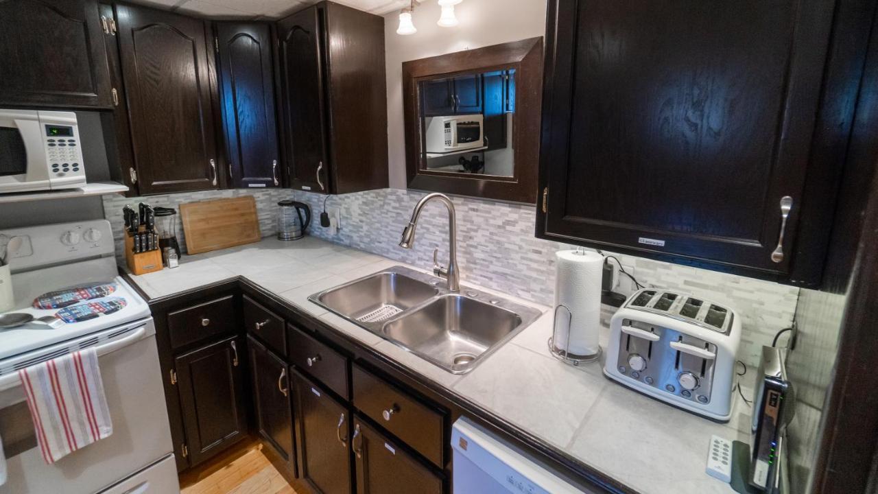 Sunset Tides Apartment Oak Haven Exterior photo